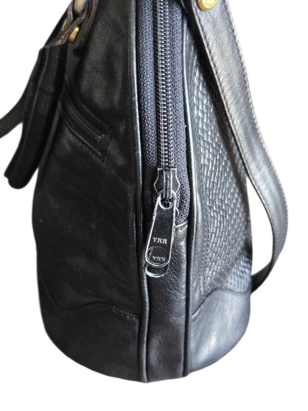 Oroton Vintage Black Cowhide Woven Crossbody Bag - Picture 5 of 14